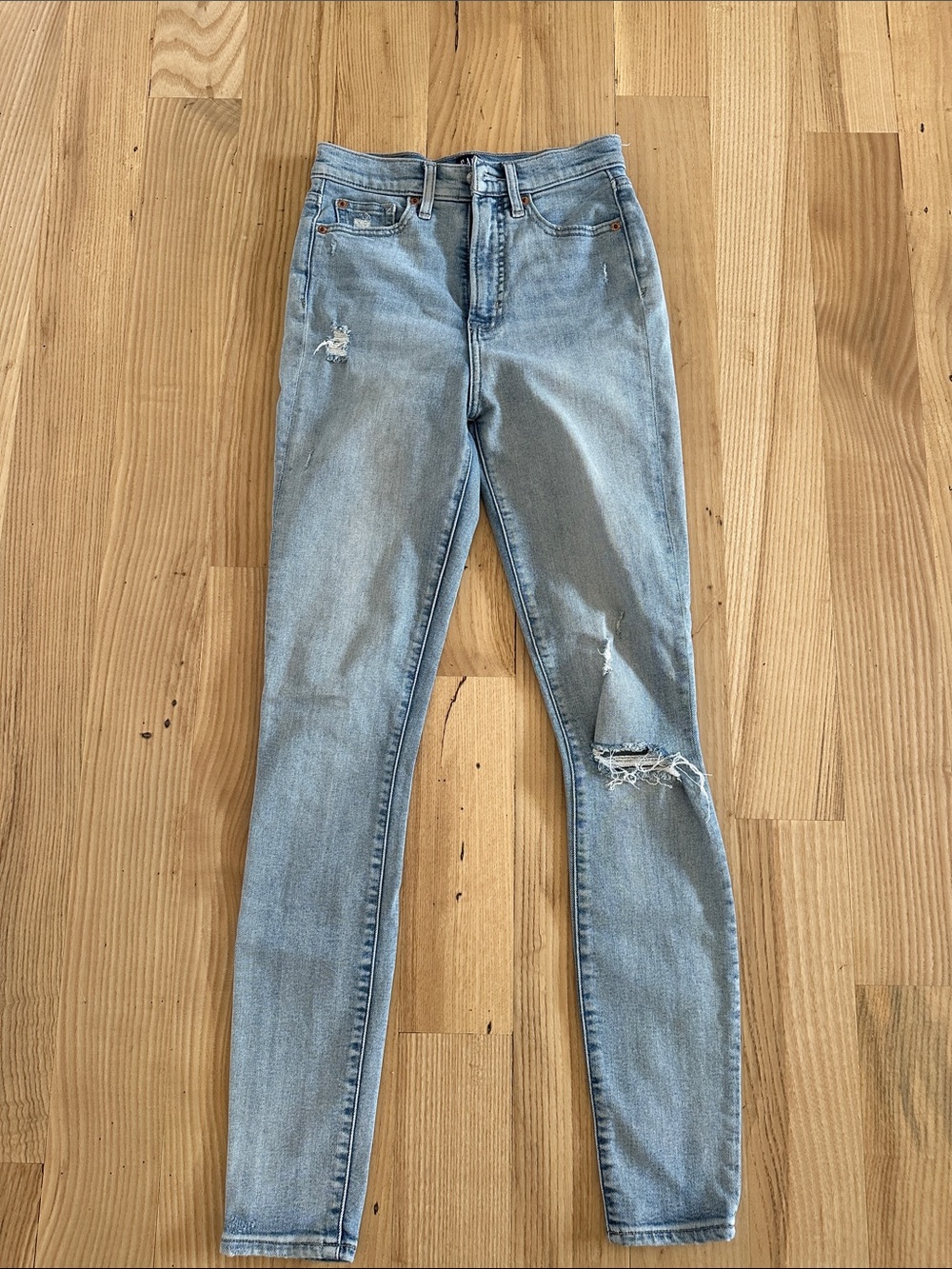 GAP Jeans True Skinny 0/25 Tall Distressed